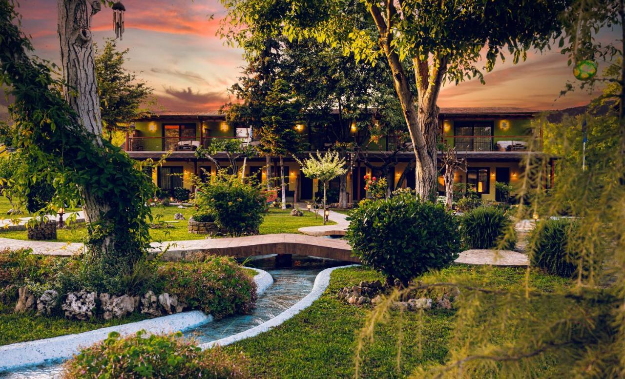 Simi Luxury Suites Plaka Litóchoro Exterior foto