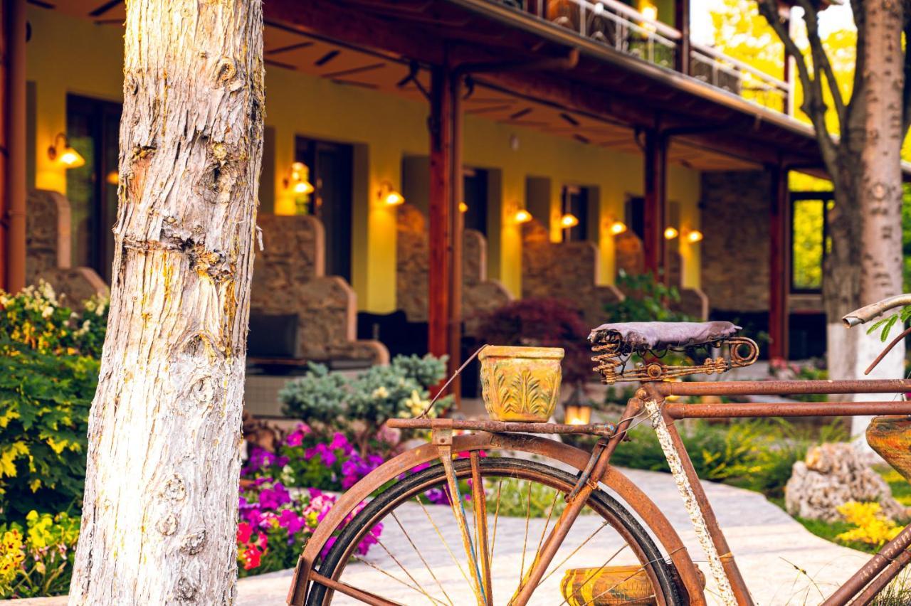 Simi Luxury Suites Plaka Litóchoro Exterior foto