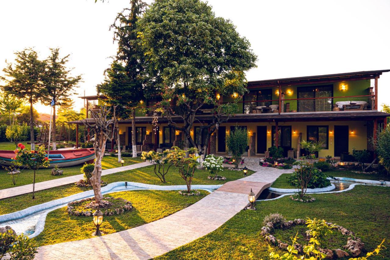 Simi Luxury Suites Plaka Litóchoro Exterior foto