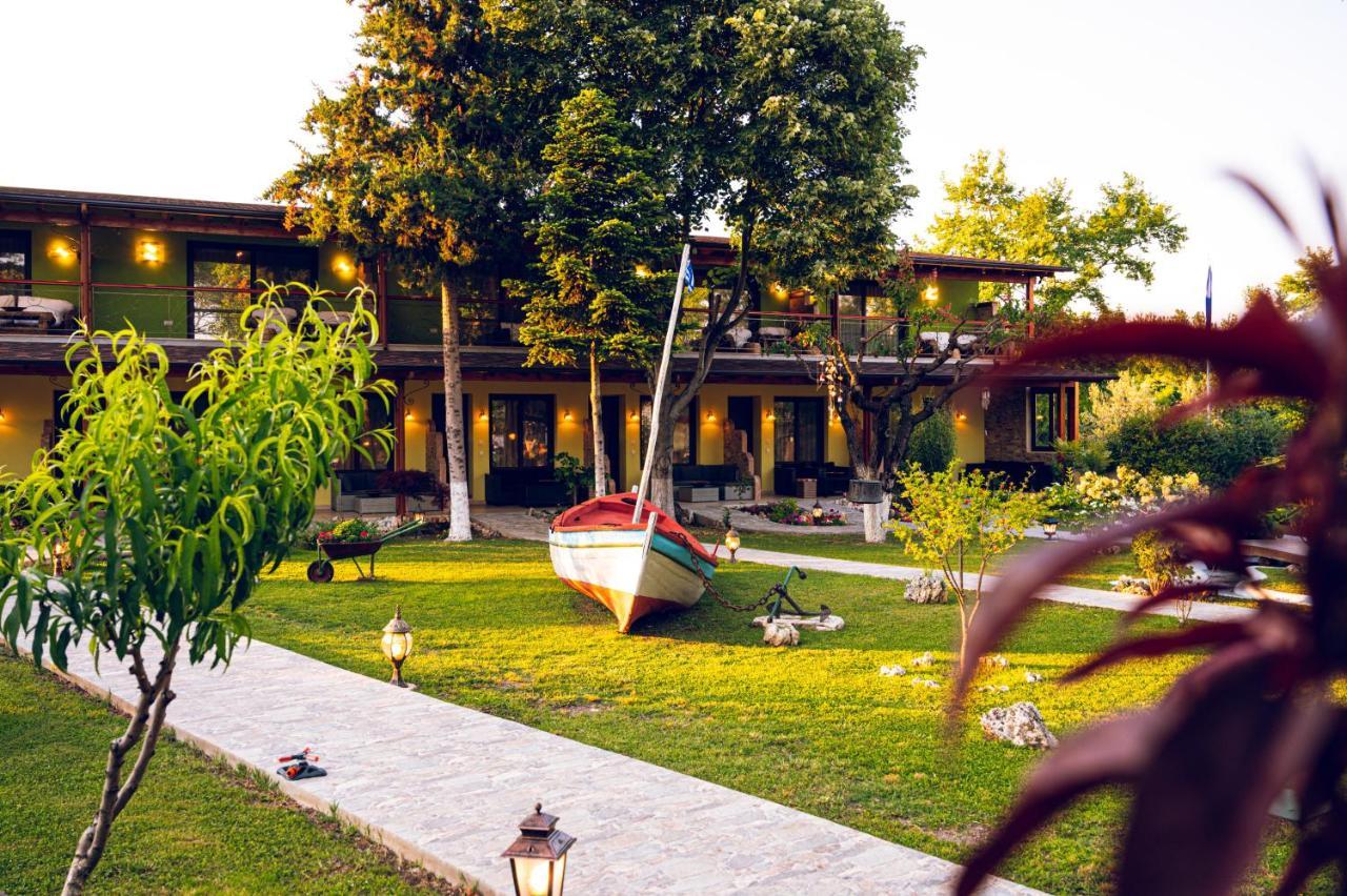 Simi Luxury Suites Plaka Litóchoro Exterior foto